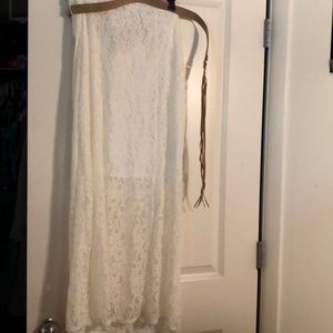 White skirt new with tags and belt